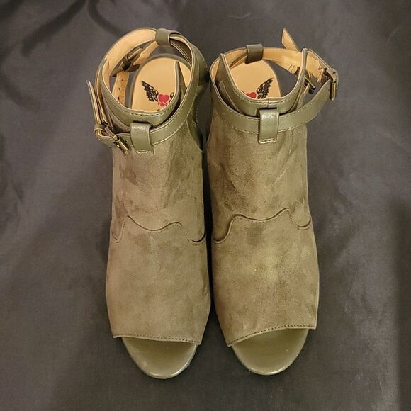 BRAND NEW PENNY LOVES KENNY WOMENS  BLOCK HEEL OPEN TOE SANDAL - Picture 4 of 16